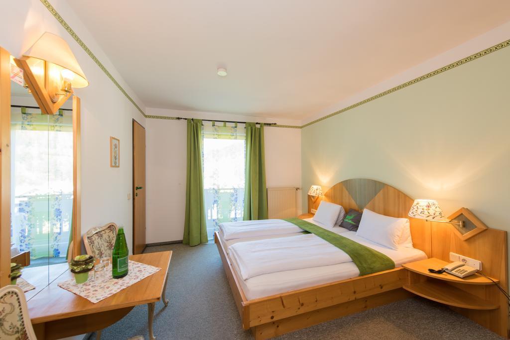 Hotel Moelltalerhof Rangersdorf الغرفة الصورة